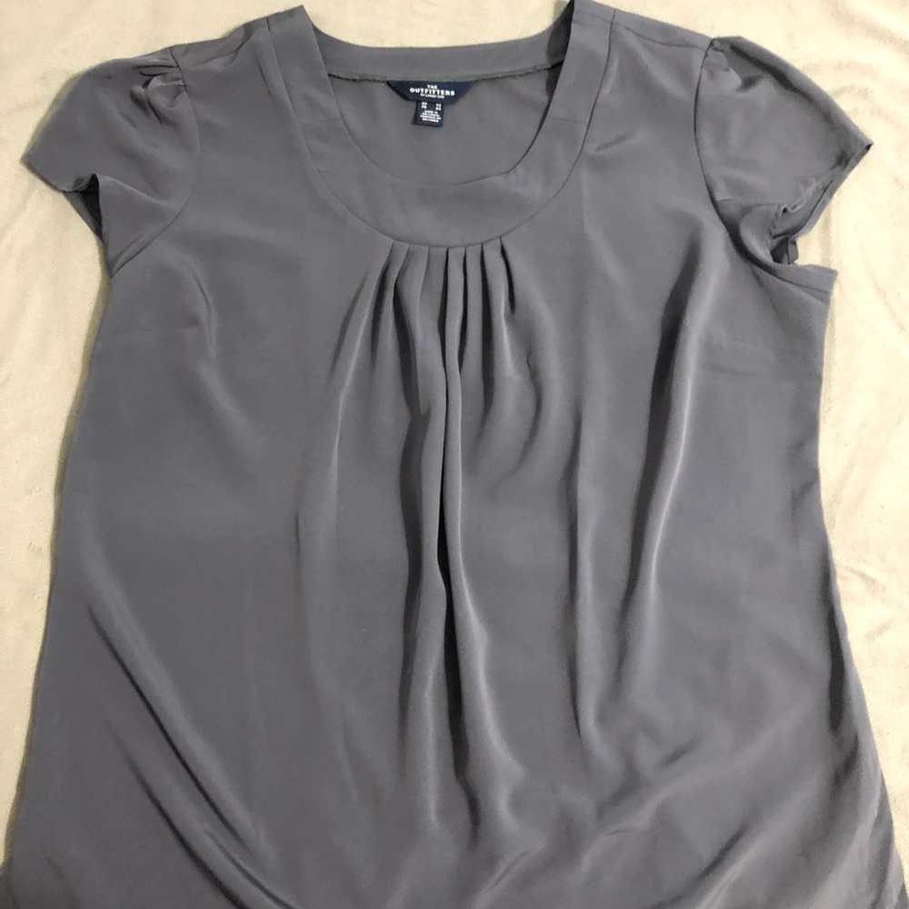urban outfitters olive green tshirt
